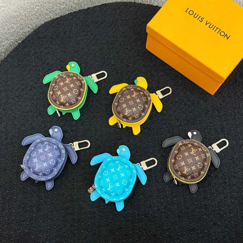 Louis Vuitton LV Keychain